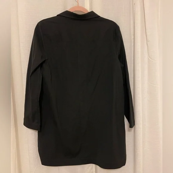 Lafayette 148 Classic Cotton Button Blouse in Black - Picture 4 of 7
